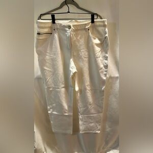 Chico’s So-Slimming White Denim Ankle Jeans - Size 2 or 12